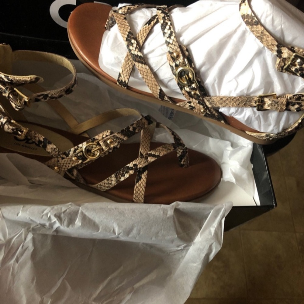 New GBG Sandals